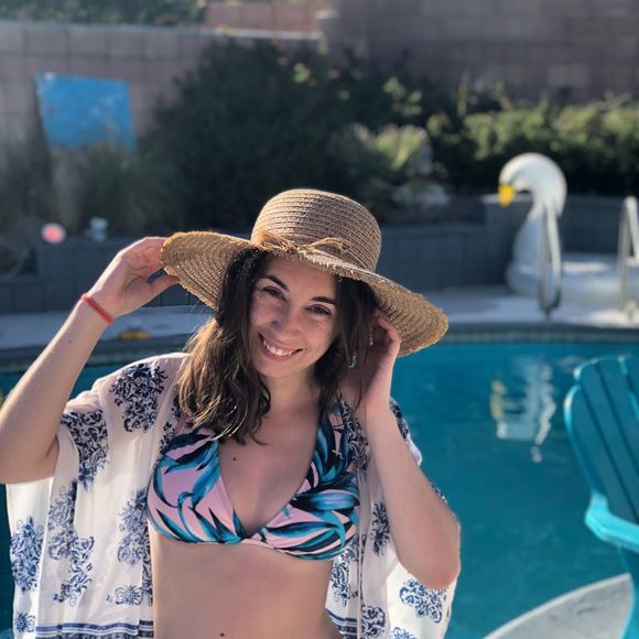 Meet your Posher, Eryn - Picture 1 of 1